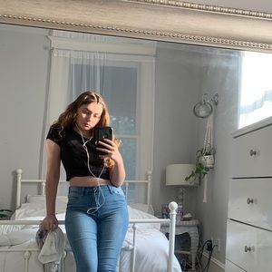 Meet your Posher, Mackenzie